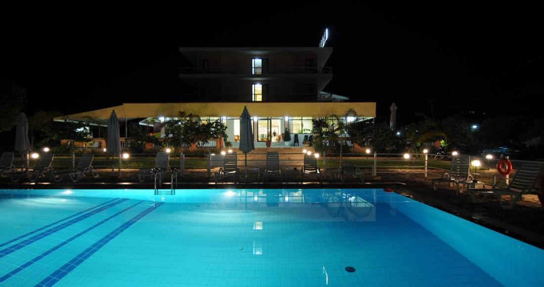 Cleopatra Hotel Kanali  Bagian luar foto