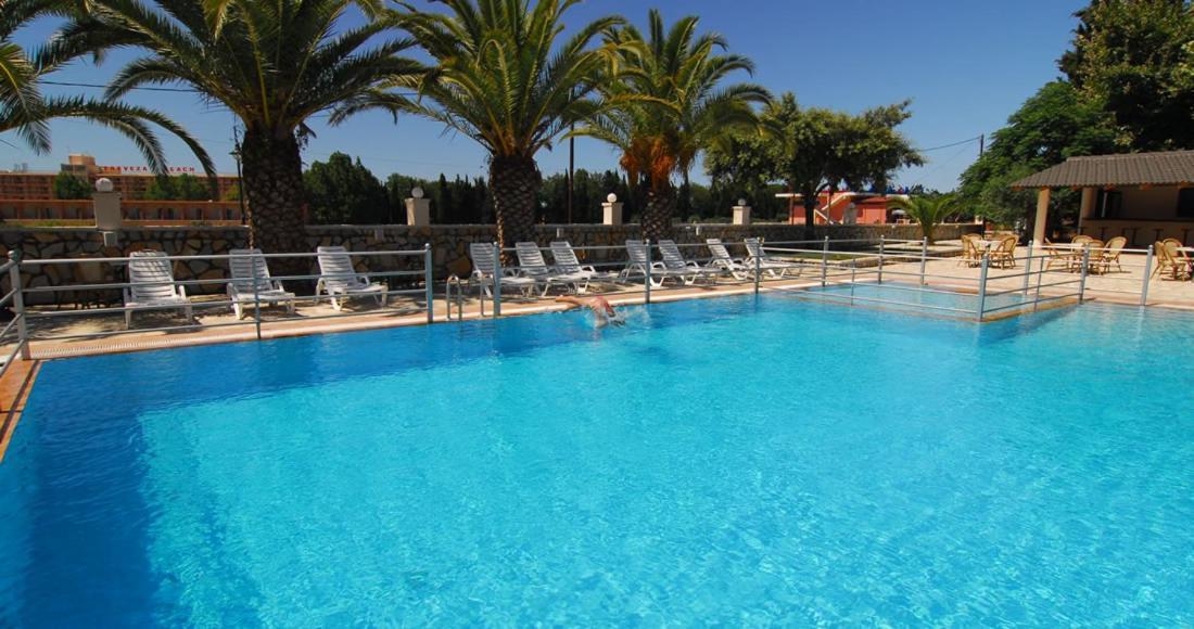 Cleopatra Hotel Kanali  Bagian luar foto